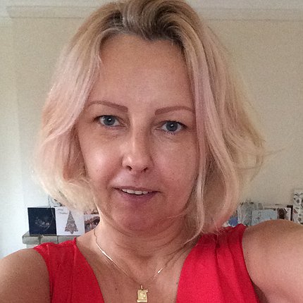 Carmen A is a private live-in carer in Bromley, UK