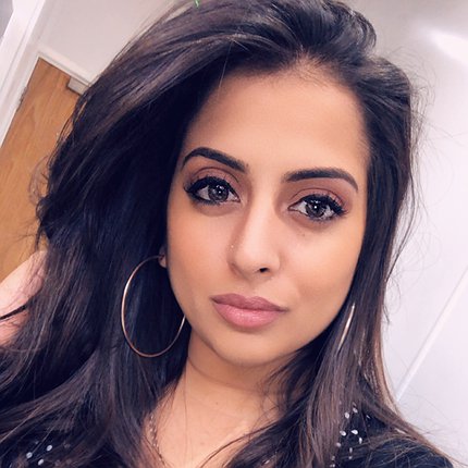 Anneka V is a private night carer in Catford, UK